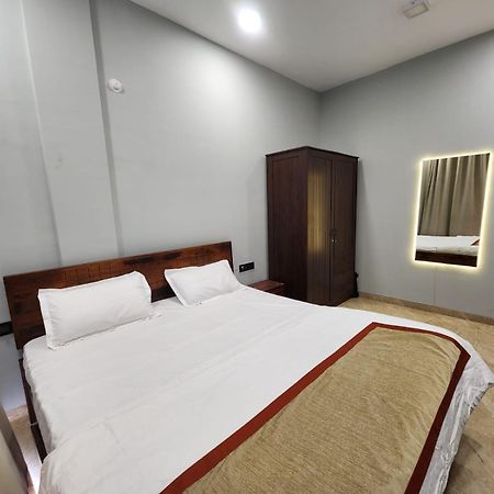 Genz Villa Ll Swimming Pool Ll Ac Ll Bbq Ll 2Bhk Lonavla Exterior foto